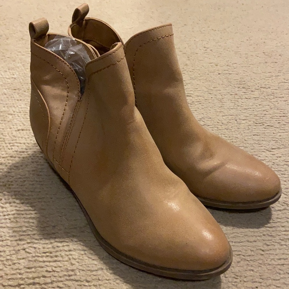 Guess Faux Leather Pointed Toe Ankle Booties